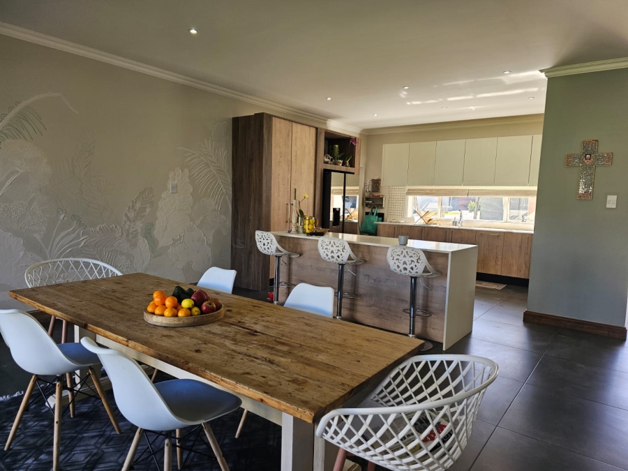 5 Bedroom Property for Sale in St Helena Free State